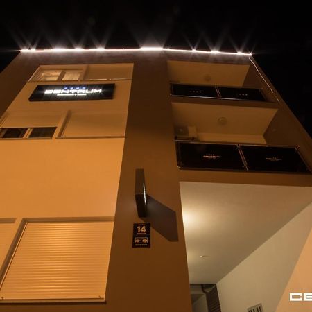 Centrum Osijek Bagian luar foto